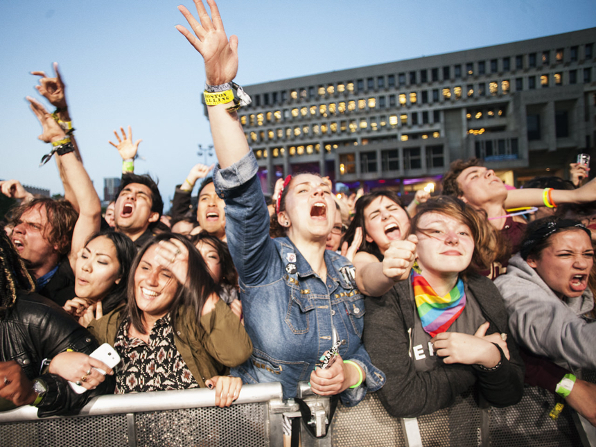 Crowd • 5/25/14