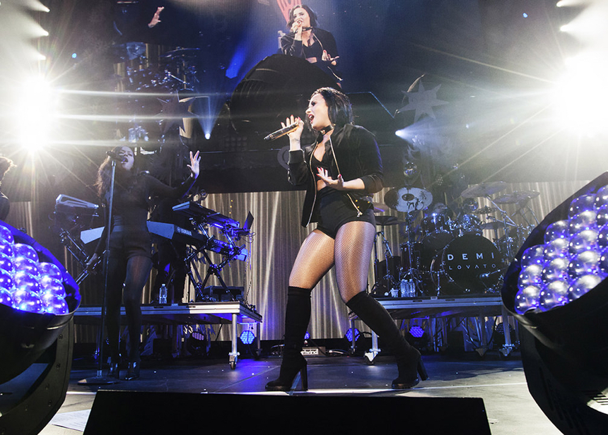 Demi Lovato • Jingle Ball • 12/10/15