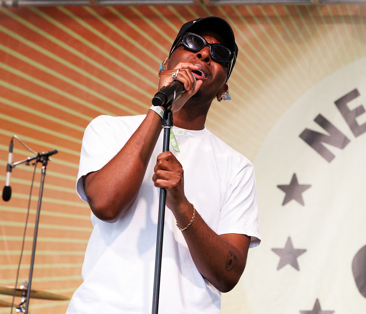  Samm Henshaw Newport Folk Fest Concert Photo 