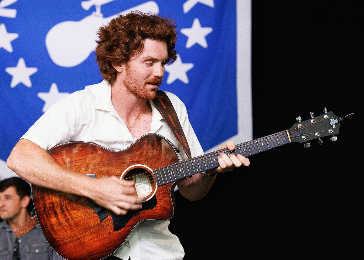  Briscoe Newport Folk Fest Concert Photo 